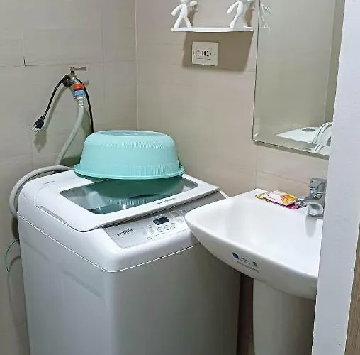 Shore D13 Shortwalk Mall Of Near Airport * Manilla